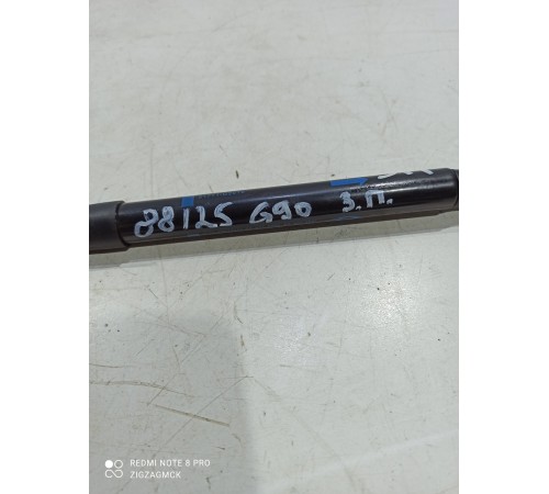 Амортизатор крышки багажника(правый)