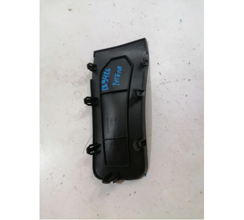 Заглушка задней левой обшивки стойки