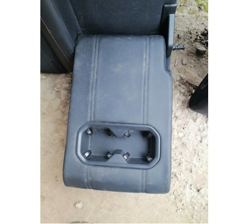 Сиденье задний ряд