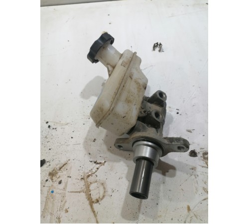 Главный тормозной цилиндр