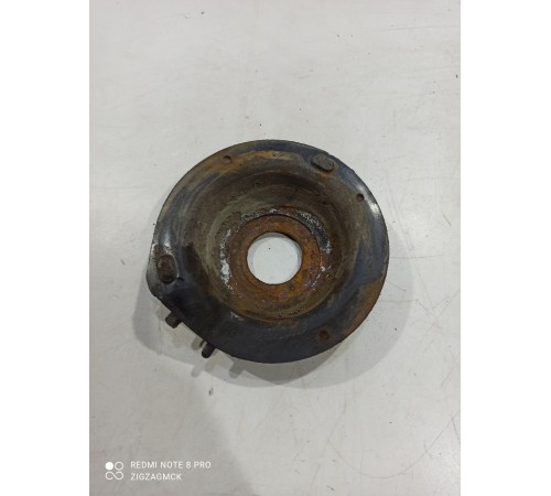 Крепление (чашка) амортизатора (заднее правое)