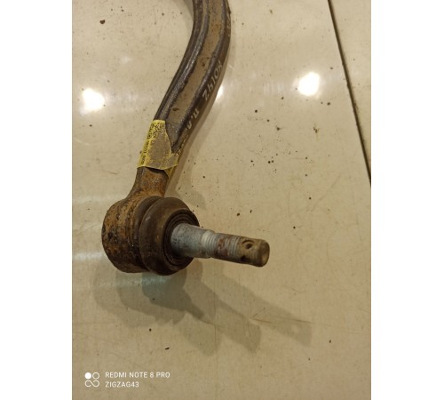Рычаг подвески(передний левый)