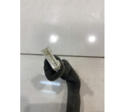 Зеркало заднего вида (салонное)