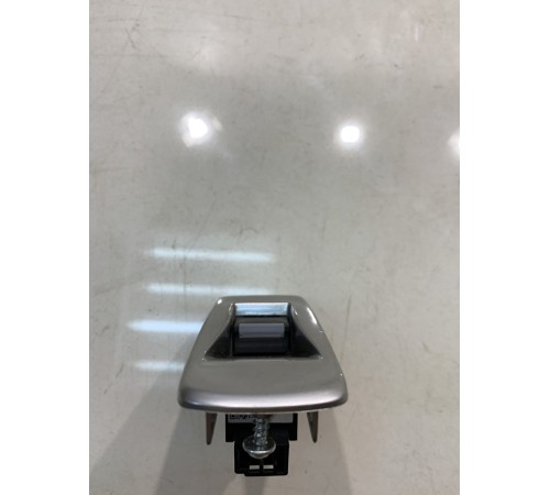 Кнопка стеклоподъемника (задняя, правая)