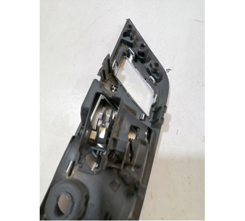 Ручка двери внутренняя передняя правая