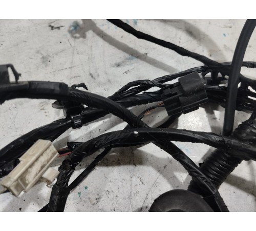 Электропроводка двери крышки багажника