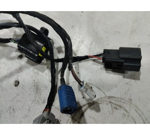 Электропроводка двери крышки багажника