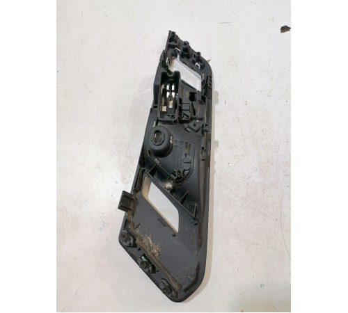 Ручка двери внутренняя передняя правая