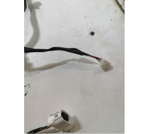 Электропроводка двери передняя левая