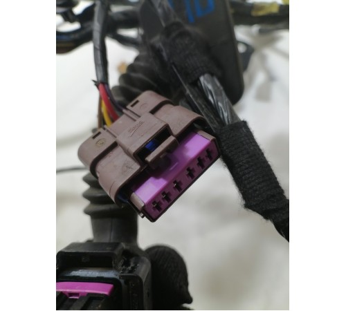 Электропроводка двери передняя левая