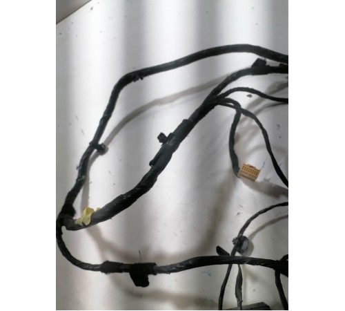 Электропроводка двери передняя левая