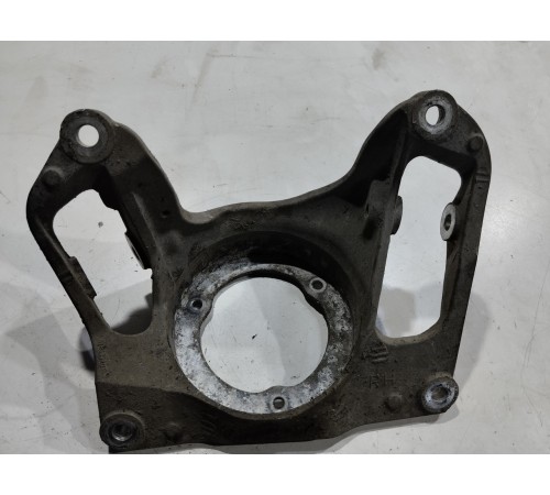 Опора (кронштейн) амортизатора передняя правая