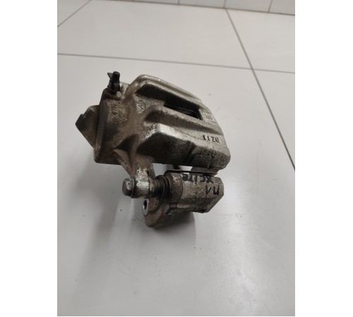 Суппорт передний левый