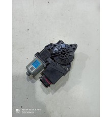 Моторчик стеклоподъемника (задний левый)