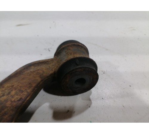 Рычаг задний правый