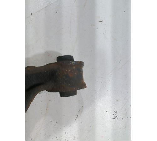 Рычаг задний правый