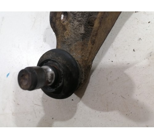 Рычаг задний правый