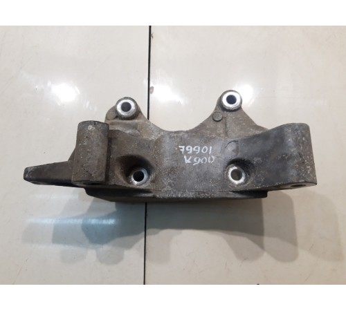 Кронштейн генератора