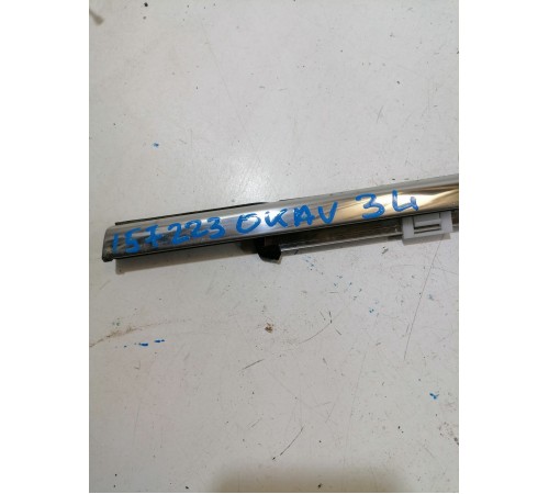 Молдинг стекла задний левый