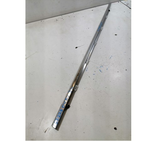 Молдинг стекла задний левый