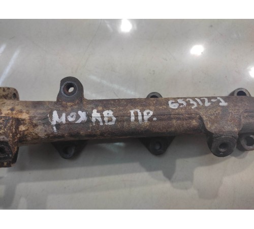 Коллектор выпускной (правый)