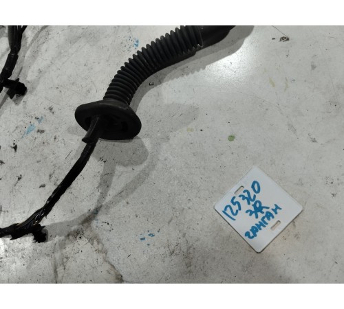 Электропроводка двери задняя правая