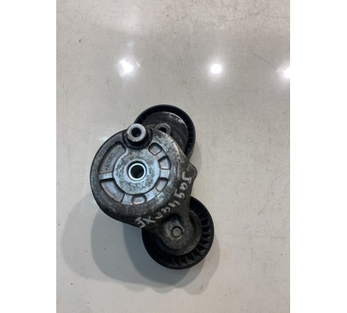 Натяжитель ремня