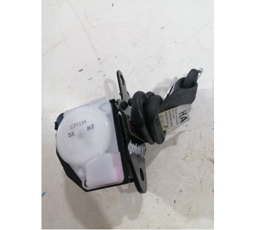 Ремень безопасности задний правый