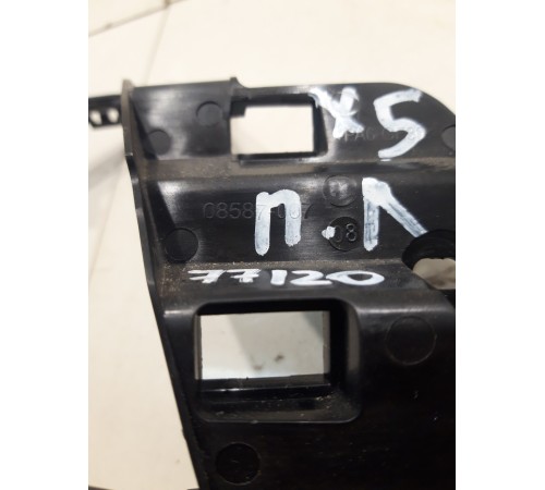 Кронштейн(крепление) воздушного дефлектора передний левый