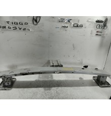 Усилитель бампера передний