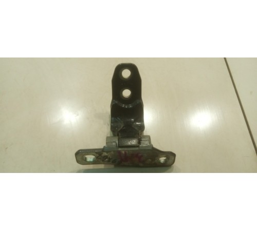 Петля двери (задняя, правая, нижняя)