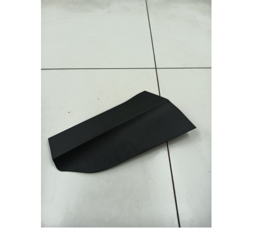 Накладка центральной консоли передняя левая