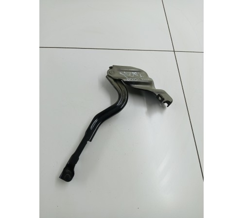 Петля капота левая