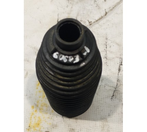 Пыльник рулевой тяги