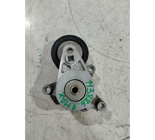 Ролик натяжителя ремня