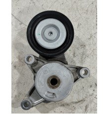 Ролик натяжителя ремня