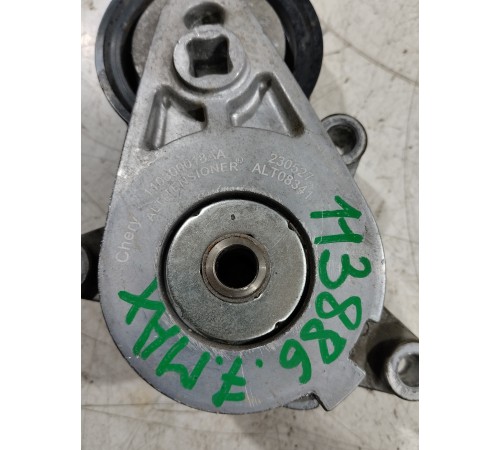 Ролик натяжителя ремня