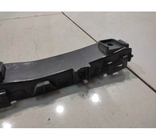 Кронштейн заднего бампера (левый)