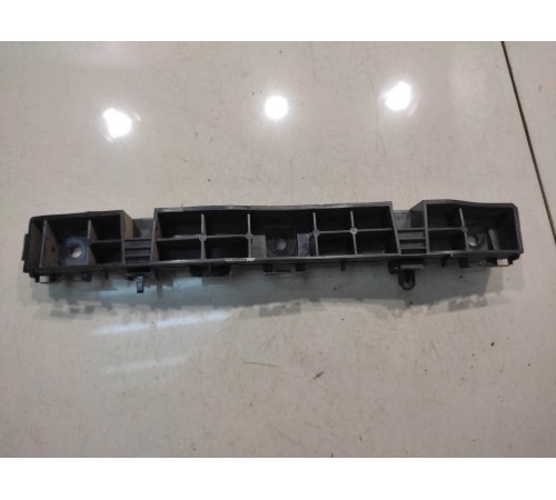 Кронштейн заднего бампера (левый)