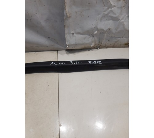 Уплотнитель двери (задний, правый)