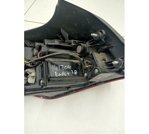 Фонарь задний правый