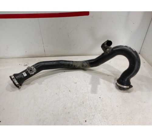 Патрубок интеркулера