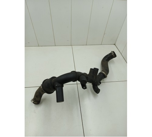 Патрубок интеркулера