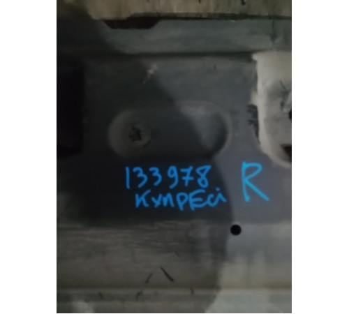 Защита антигравийная правая