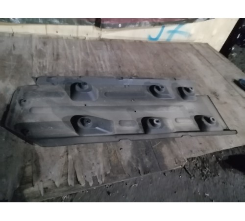 Защита антигравийная правая