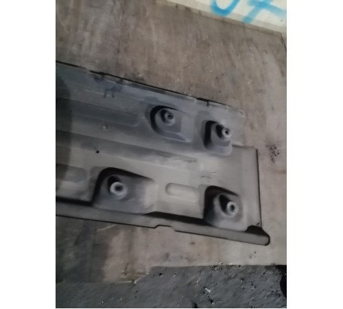 Защита антигравийная правая