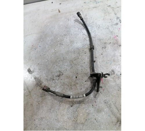 Тормозной шланг передний правый