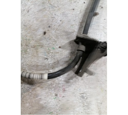 Тормозной шланг передний правый