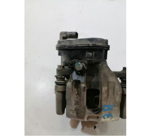 Суппорт задний правый с моторчиком