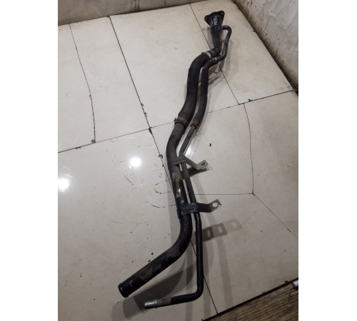 Горловина топливного бака